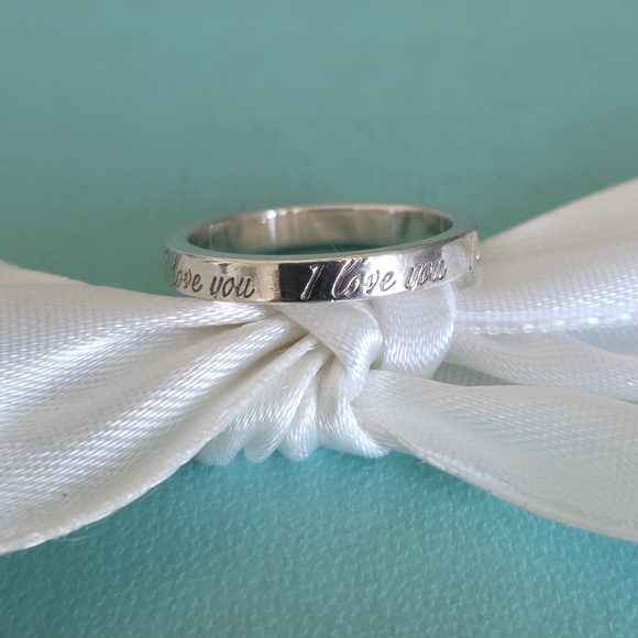 Retired I love you band ring - Picture 2 of 8